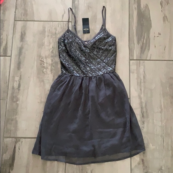 HOLLISTER DRESS - Picture 2 of 5